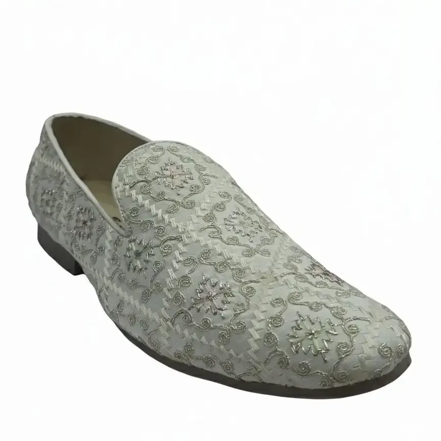 Seafoam Lattice Juti White — Hand-embroidered mojari