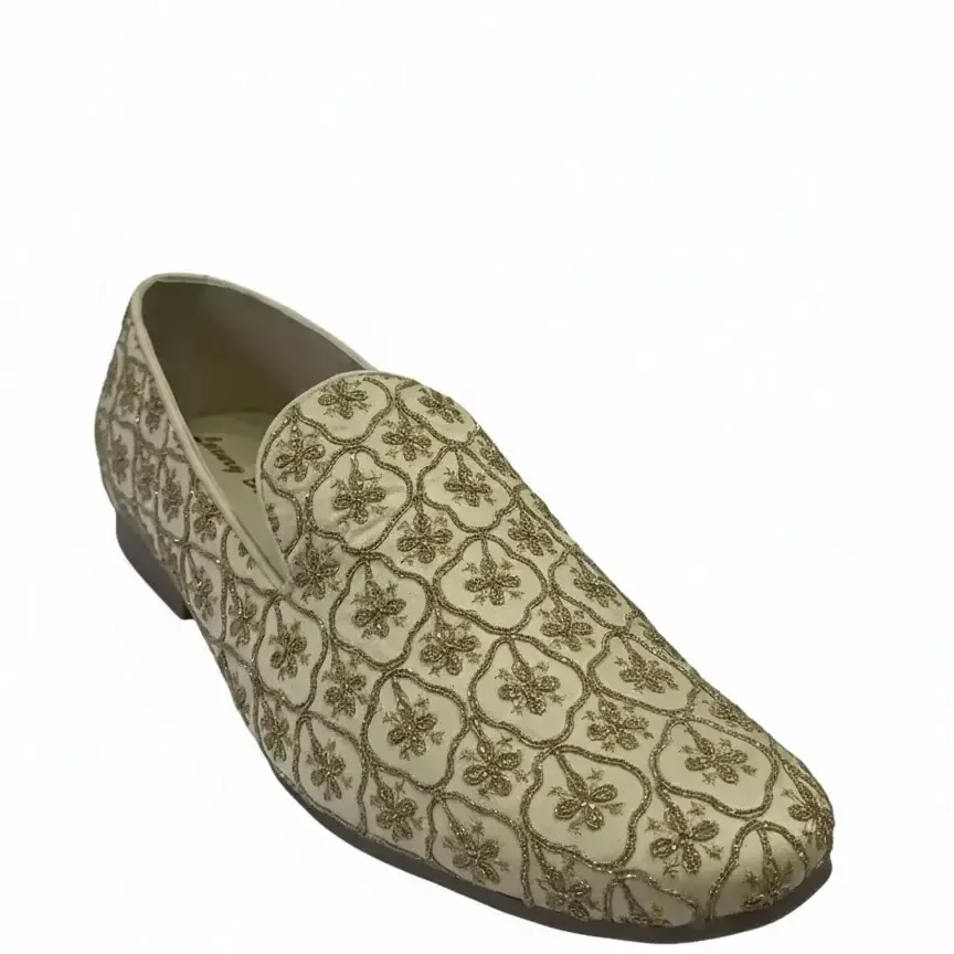 Royal Gold Juti Antique Gold — Hand-embroidered mojari