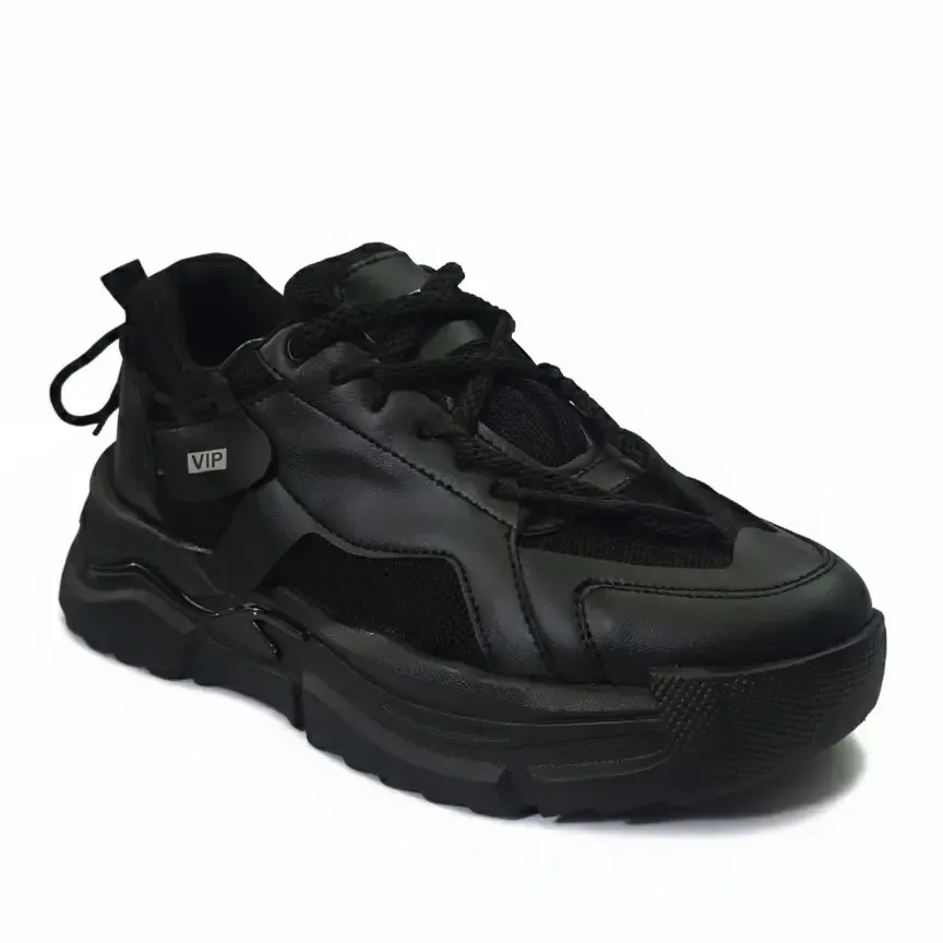 Chunky Runner All Black — Chunky platform sneaker